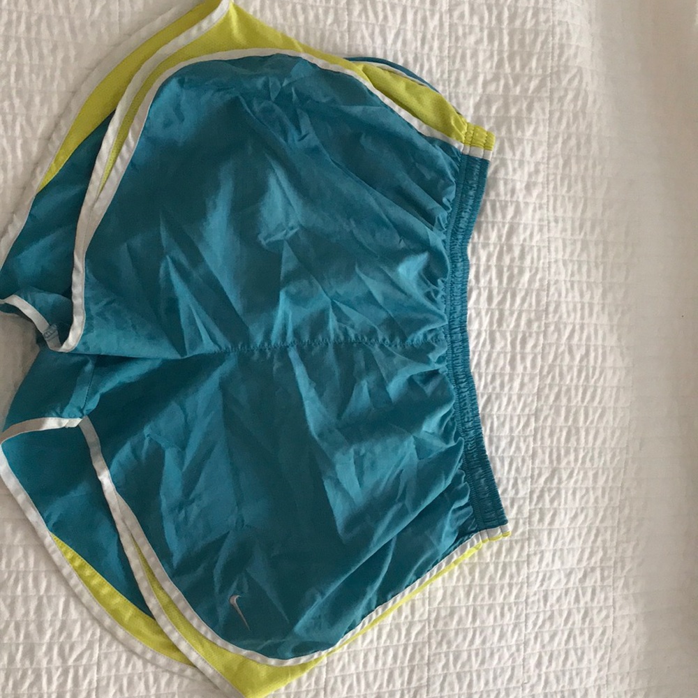 Nike Tempo Short